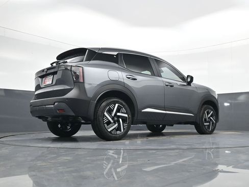 New 2026 Nissan Kicks SV w/ SV Premium Package AWD/4WD image 20