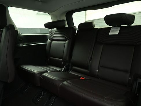 New 2025 Ford Expedition Platinum w/ Platinum Ultimate Package image 21