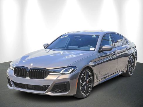 Certified 2023 BMW M550i xDrive AWD/4WD image 3