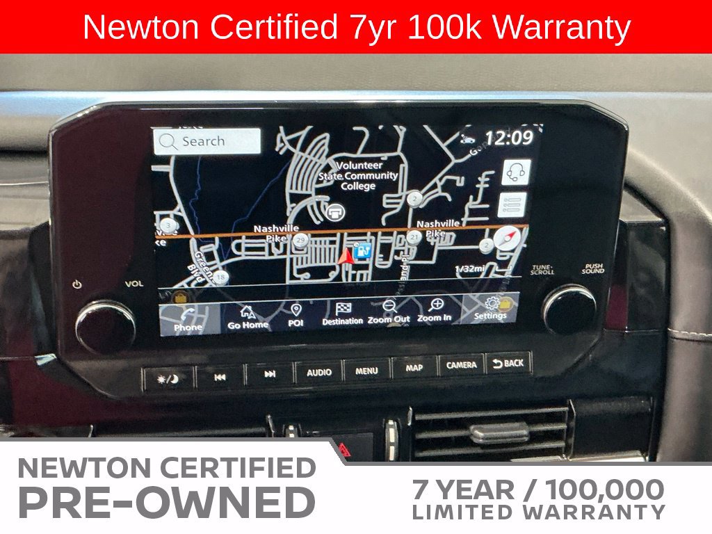 Used 2023 Nissan Pathfinder SL AWD/4WD image 11
