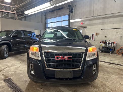 Used 2015 GMC Terrain SLE image 2