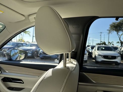 Used 2025 MAZDA CX-90 3.3 Turbo S w/ Premium Package image 17