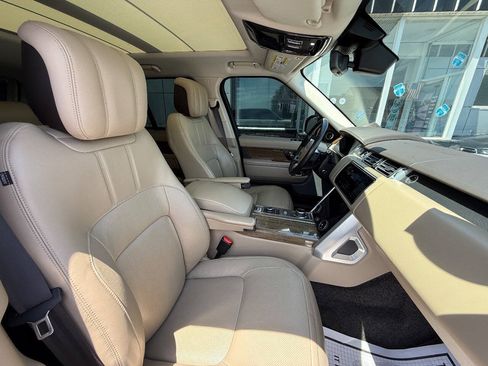 Used 2019 Land Rover Range Rover HSE AWD/4WD image 16