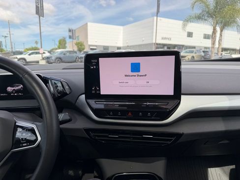 Used 2023 Volkswagen ID.4 Pro S AWD/4WD image 9