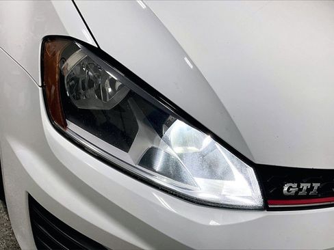 Used 2017 Volkswagen GTI S image 29