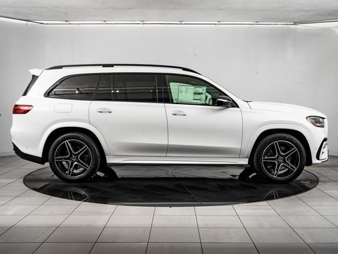 New 2026 Mercedes-Benz GLS 450 4MATIC image 6