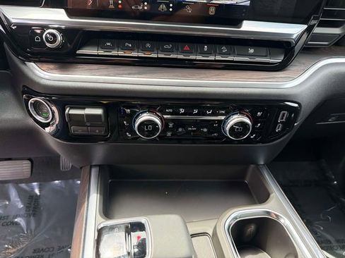 New 2026 GMC Sierra 1500 SLT w/ SLT Premium Plus Package AWD/4WD image 25
