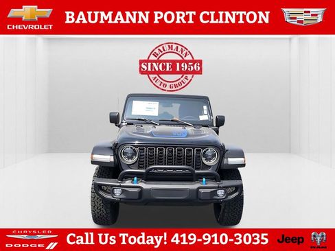 New 2023 Jeep Wrangler Unlimited Rubicon 4xe AWD/4WD image 10