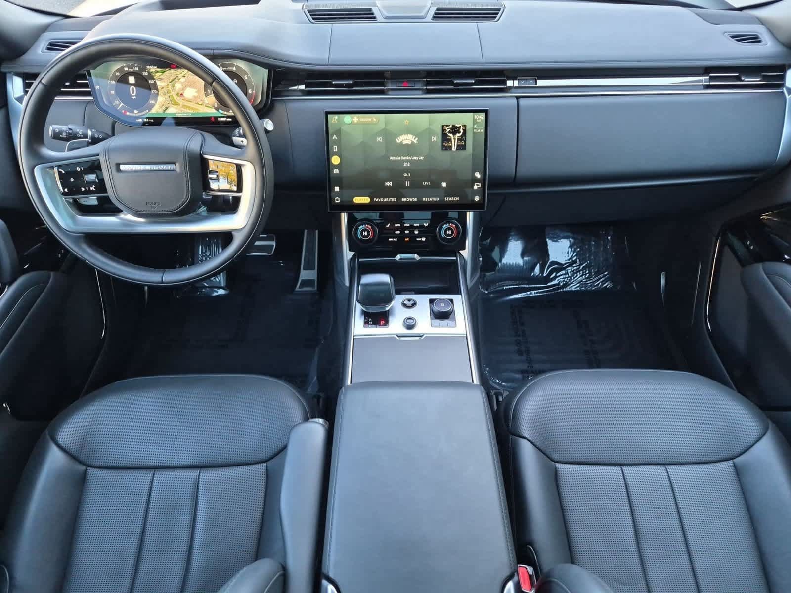 Used 2023 Land Rover Range Rover SV AWD/4WD image 15