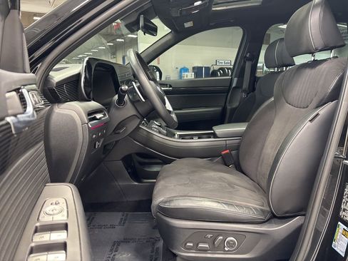 Used 2024 Hyundai Palisade Calligraphy image 9