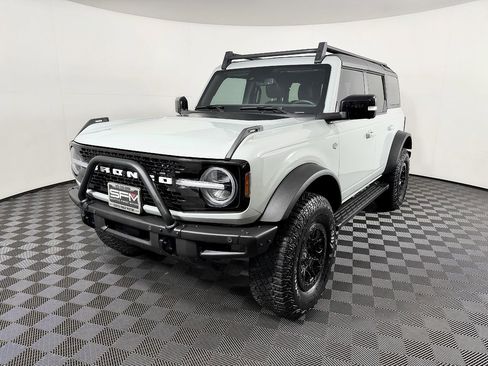 Used 2021 Ford Bronco Wildtrak AWD/4WD image 3