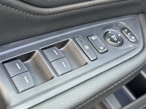 New 2026 Honda Odyssey Touring image 12