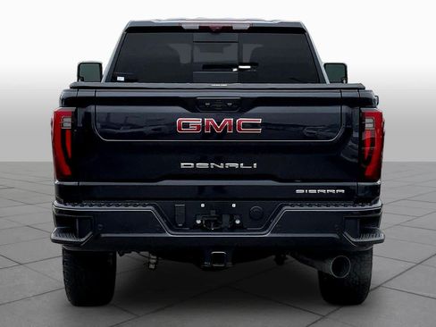 Used 2024 GMC Sierra 2500 Denali w/ Denali Reserve Package AWD/4WD image 5