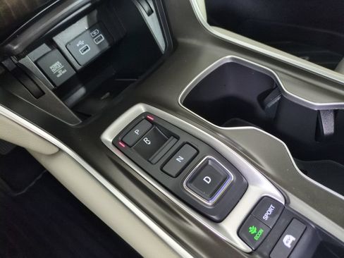 Certified 2021 Honda Accord EX image 23
