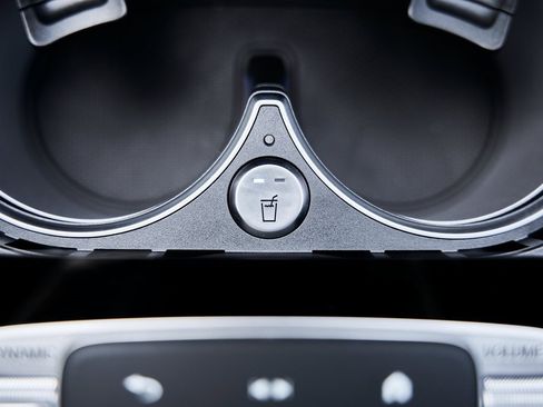 Used 2026 Mercedes-Benz Maybach GLS 600 4MATIC image 89