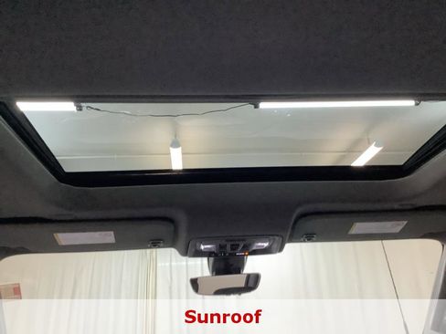 Used 2023 GMC Sierra 2500 Denali w/ Denali Ultimate Package image 34