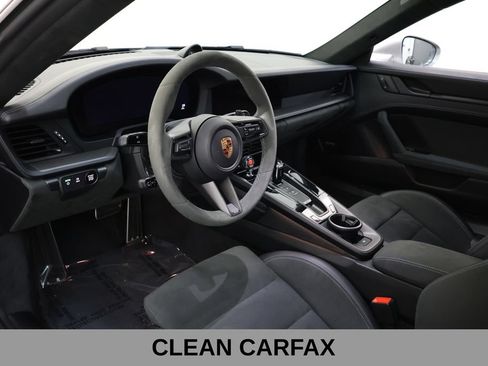 Used 2025 Porsche 911 Carrera GTS RWD image 9