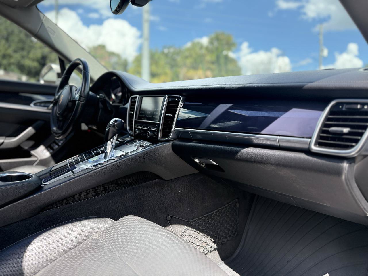 Used 2013 Porsche Panamera S RWD image 41