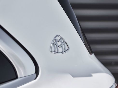 Used 2026 Mercedes-Benz Maybach GLS 600 4MATIC image 10