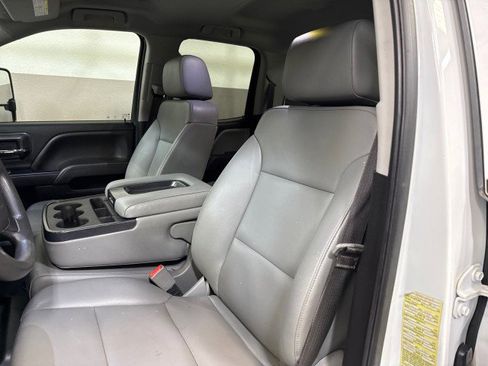 Used 2019 Chevrolet Silverado 2500 W/T w/ WT Convenience Package image 16