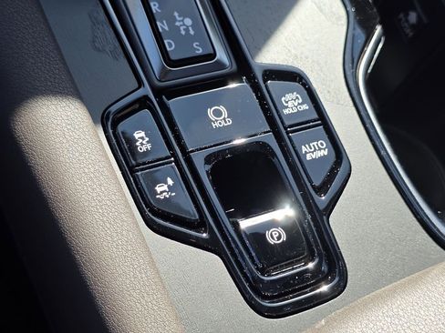 New 2026 Lexus RX 450h AWD image 21