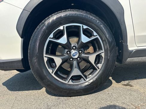 Used 2018 Subaru Crosstrek 2.0i Premium w/ Eyesight System AWD/4WD image 12