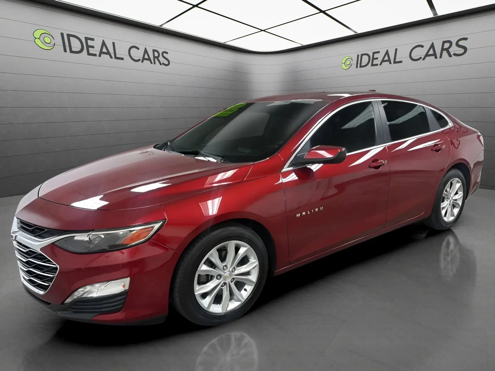 Used 2019 Chevrolet Malibu LT w/ Driver Confidence Package II FWD image 1
