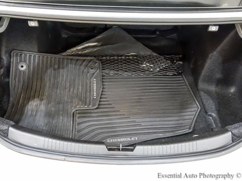 Used 2021 Chevrolet Malibu LS image 25