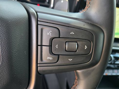 Used 2025 GMC Sierra 1500 AT4 w/ AT4 Premium Package AWD/4WD image 15