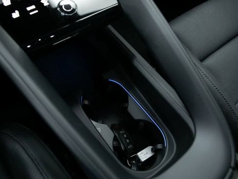 Certified 2025 Porsche Macan 4S Electric image 23