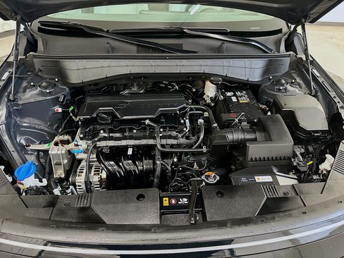 Used 2025 Hyundai Kona SEL image 33