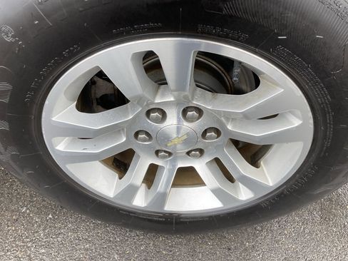 Used 2019 Chevrolet Tahoe LT image 10