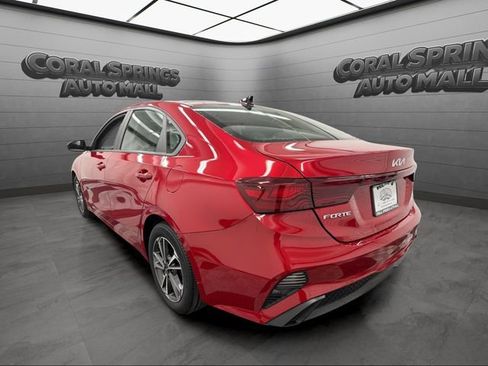 Used 2023 Kia Forte LXS FWD image 3