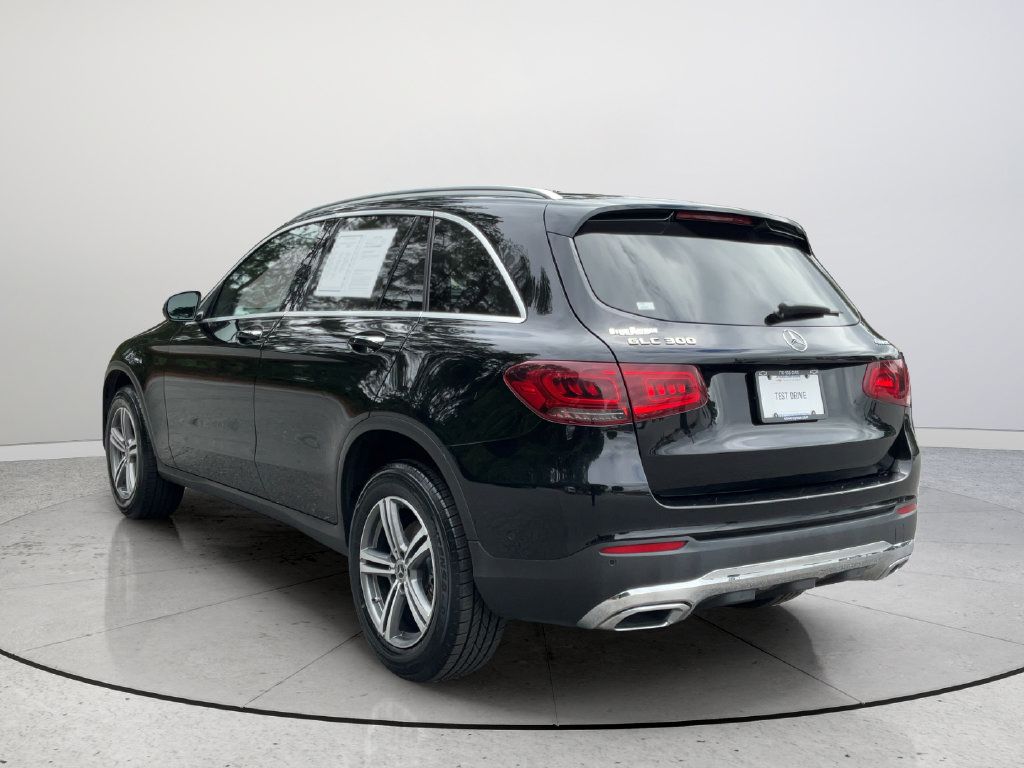 Used 2020 Mercedes-Benz GLC 300 4MATIC w/ Parking Assistance Package image 8