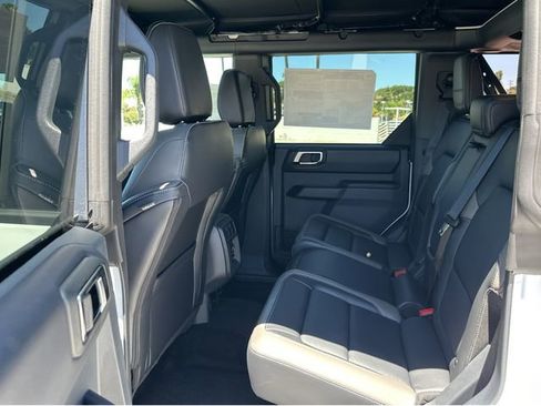 New 2025 Ford Bronco Outer Banks image 18
