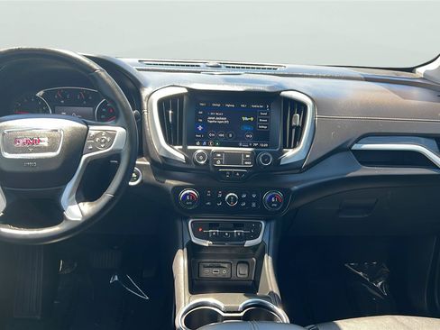 Used 2023 GMC Terrain SLT w/ Infotainment Package II AWD/4WD image 9