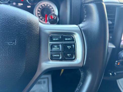 Used 2022 RAM 1500 Classic Warlock w/ Electronics Group AWD/4WD image 19