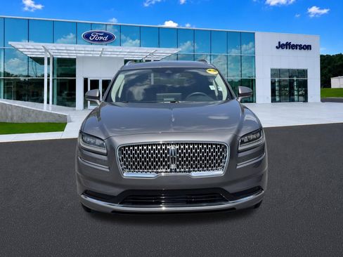 Used 2023 Lincoln Nautilus FWD w/ Premium Package image 2