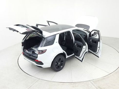 Certified 2025 Land Rover Discovery Sport S image 16