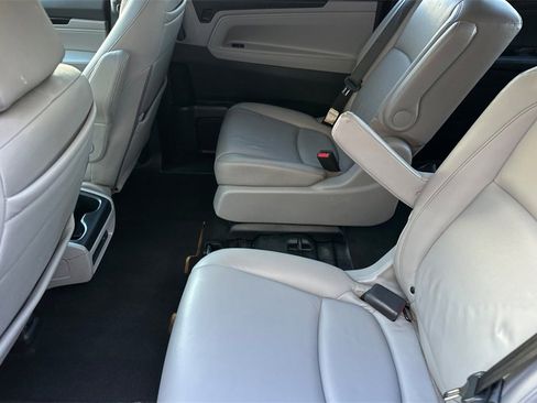 Used 2022 Honda Odyssey Touring image 13