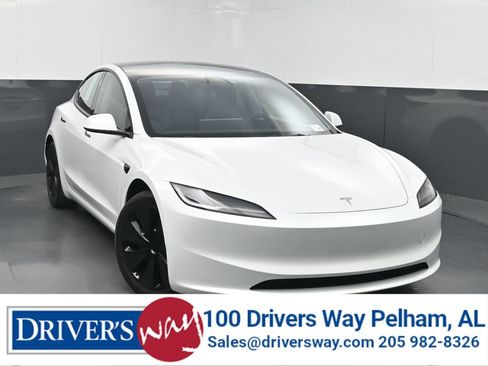 Used 2024 Tesla Model 3 Standard Range RWD image 1