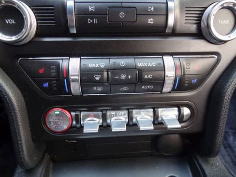 Used 2022 Ford Mustang Premium image 20