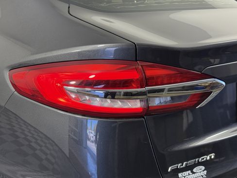 Certified 2019 Ford Fusion SEL image 8