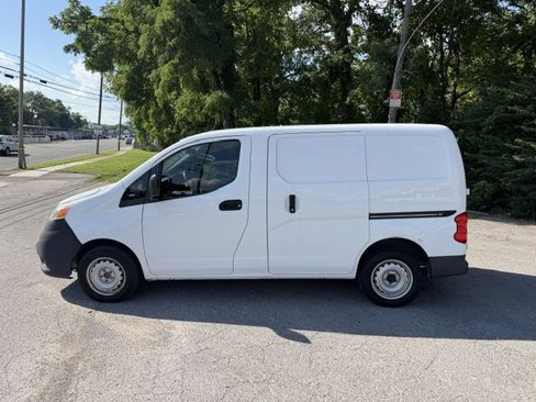 Used 2019 Nissan NV200 S w/ Back Door Glass Package FWD image 4