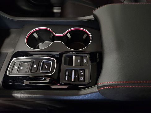 Used 2026 Honda Pilot Black Edition image 24