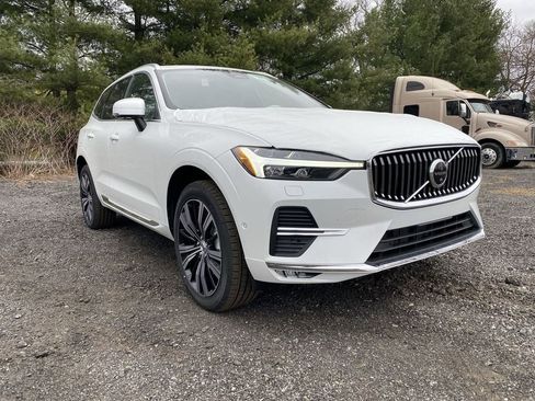 Used 2023 Volvo XC60 B5 Plus w/ Climate Package AWD/4WD image 9
