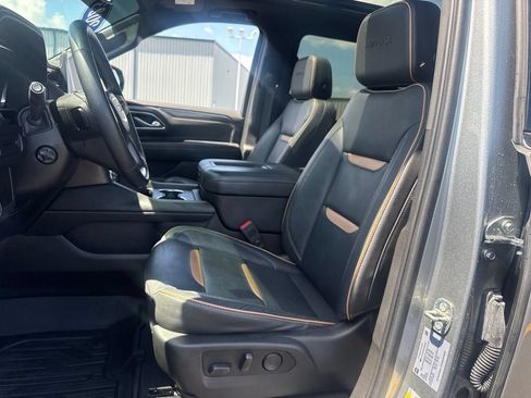 Used 2023 GMC Yukon XL AT4 w/ LPO, Floor Liner Package AWD/4WD image 17