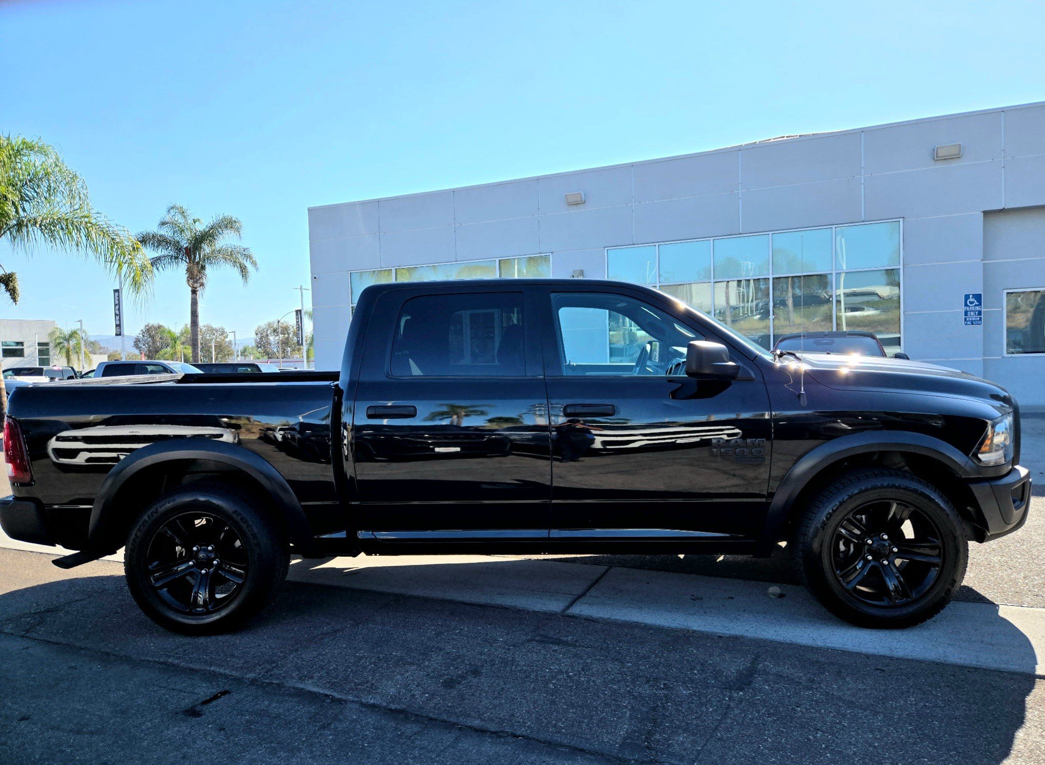 Used 2024 RAM 1500 Warlock RWD image 6