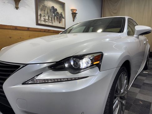 Used 2016 Lexus IS 200t w/ Navigation System Package image 8