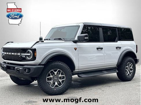 New 2025 Ford Bronco Badlands AWD/4WD image 1